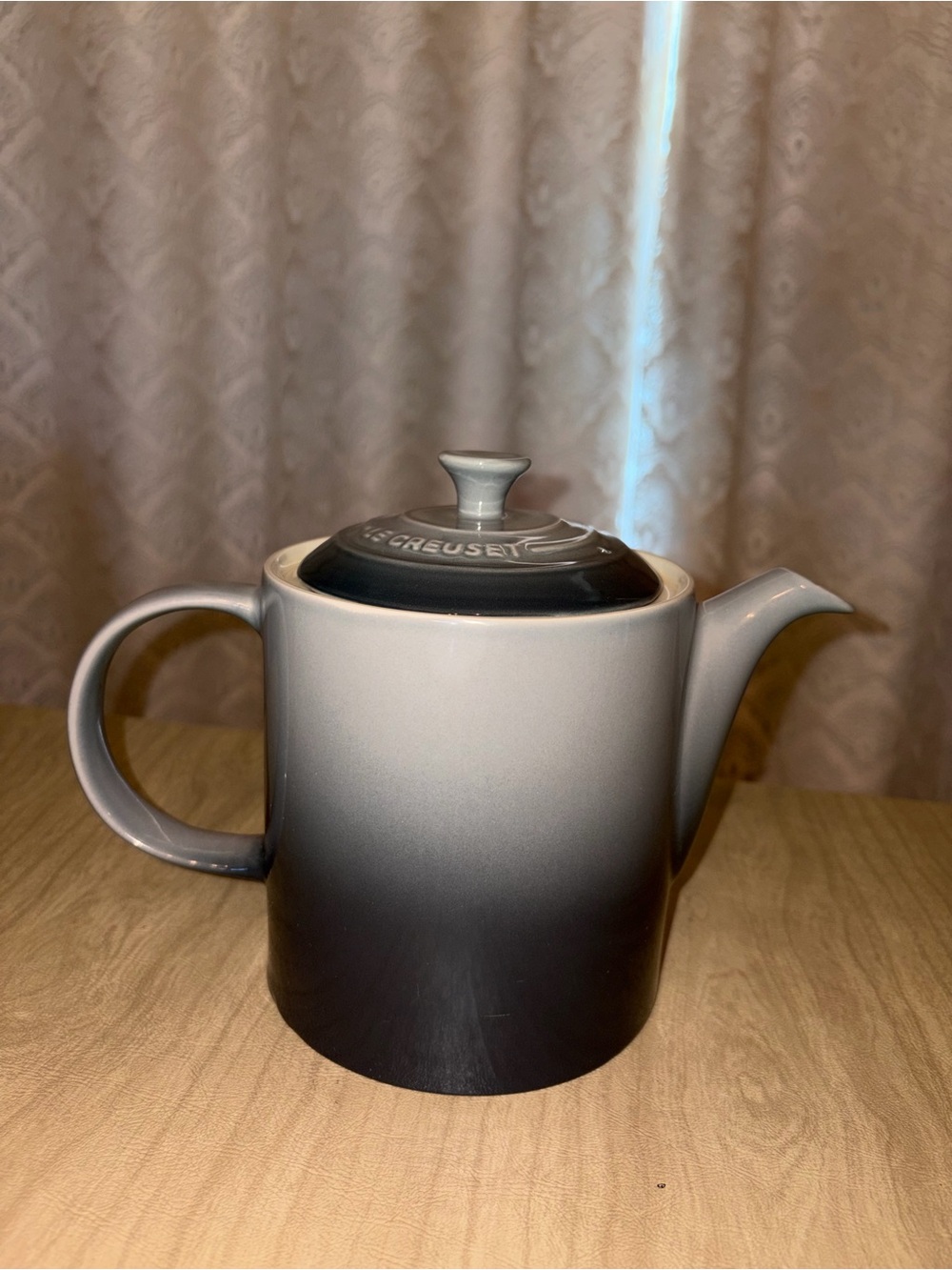 Le Creuset Gray Gradient Stoneware Teapot 1.3Liter